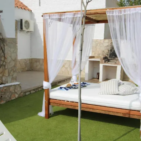 Casa Cerca Del Mar Con Piscina Privada, Wifi Gratuito, Aire Acondicionado Opcional Y Se Admiten Mascotas - Es-184-7 Riumar
