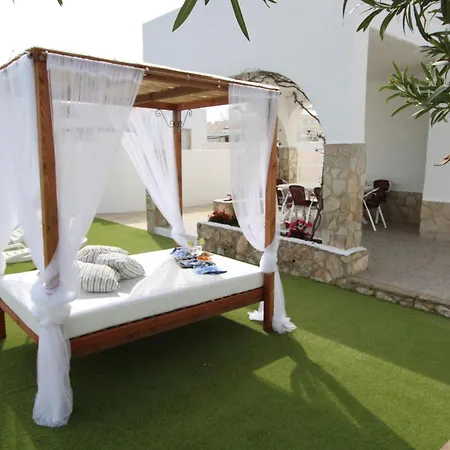 Casa Cerca Del Mar Con Piscina Privada, Wifi Gratuito, Aire Acondicionado Opcional Y Se Admiten Mascotas - Es-184-7
